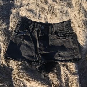 Black Levi’s Denim Shorts